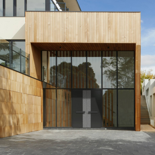 Haustüren aus Aluminium und Holz